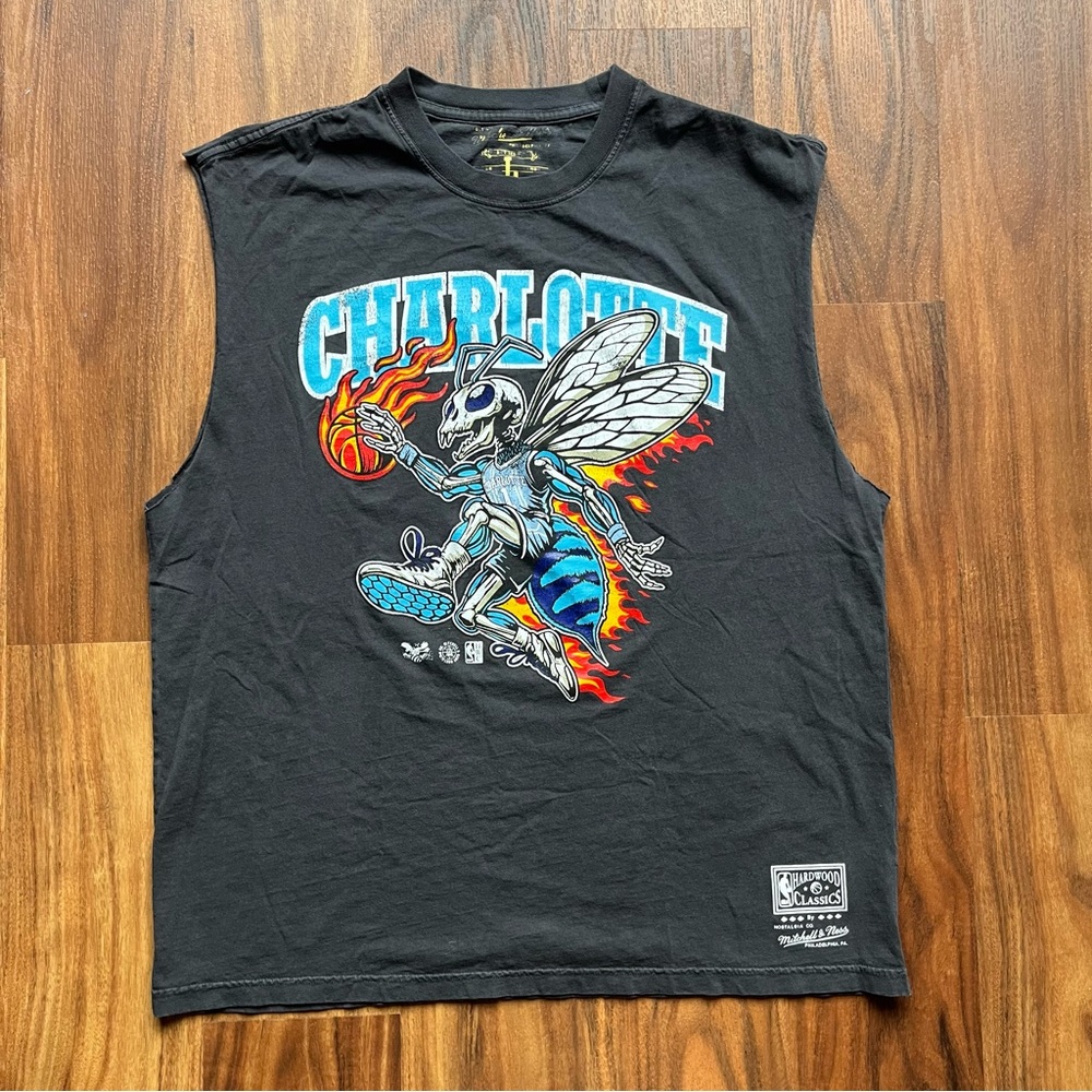 Mitchell & Ness Hornets Cut Off Tank Top
